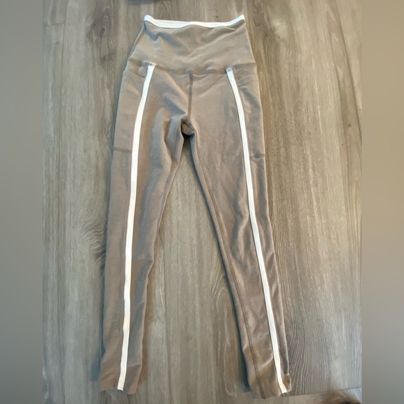 Beyond Yoga Spacedye New Moves High Cropped Tank and Leggings Set - Picture 3 of 4